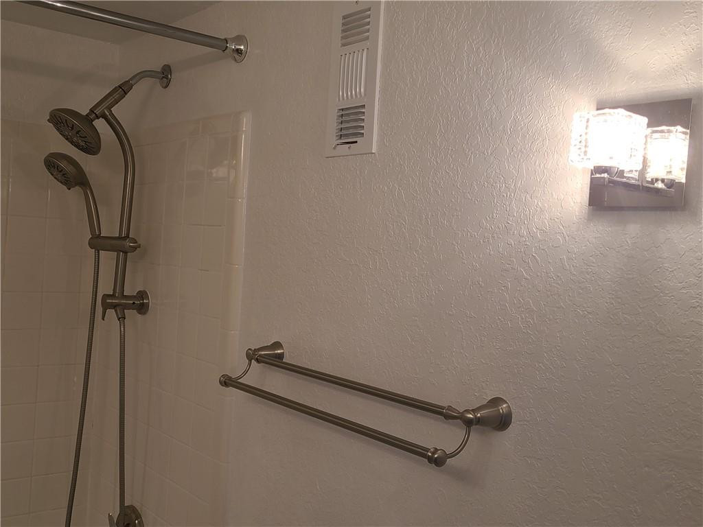 3470 N Pinewalk Dr 227