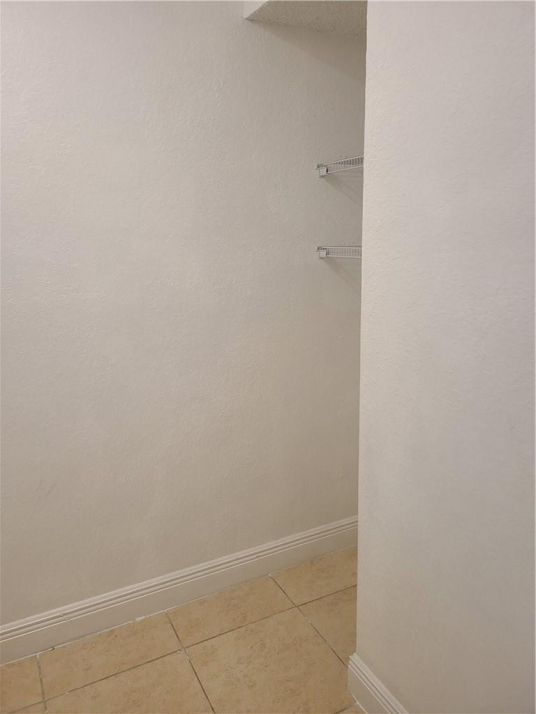 3470 N Pinewalk Dr 227