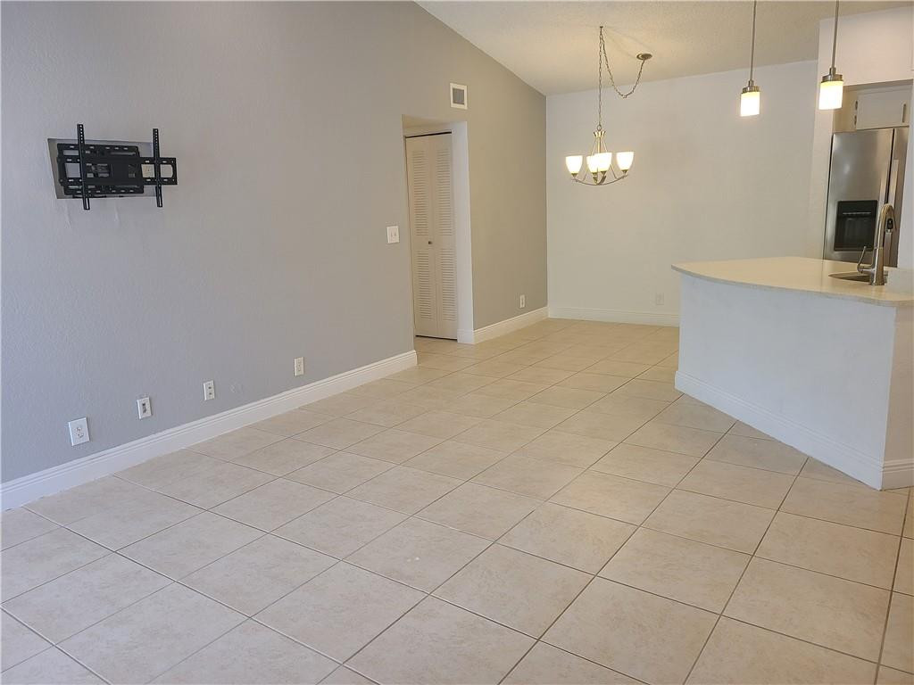 3470 N Pinewalk Dr 227