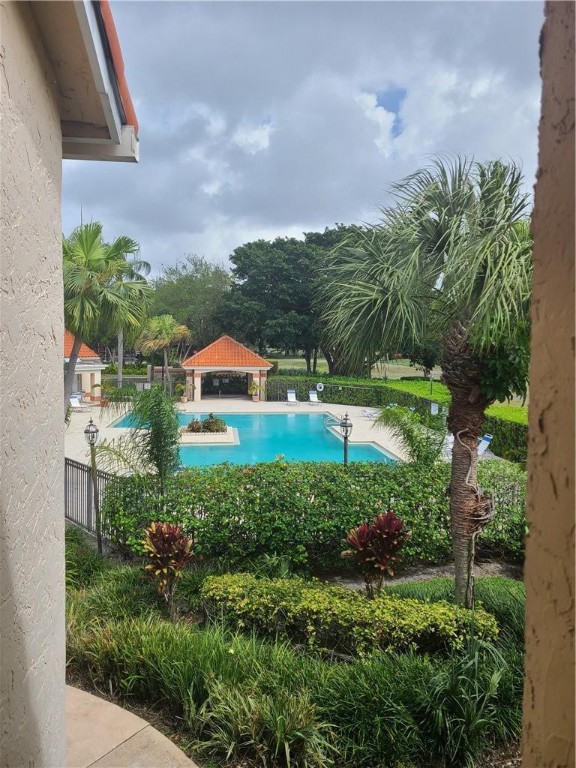 3470 N Pinewalk Dr 227