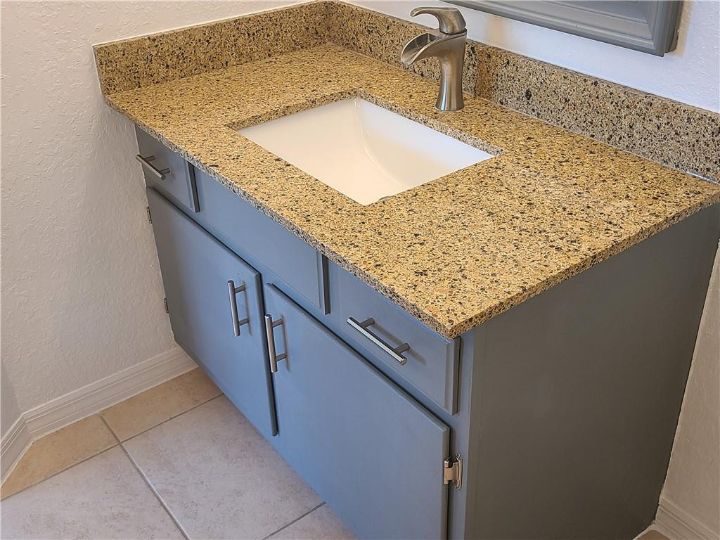 3470 N Pinewalk Dr 227