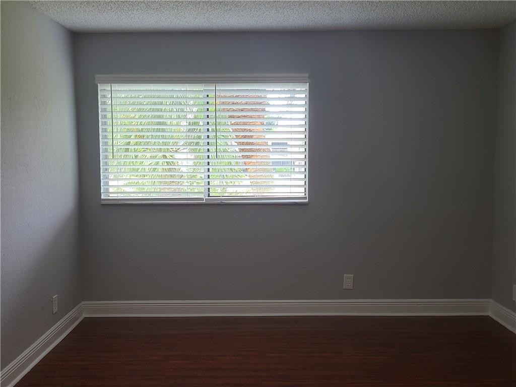 3470 N Pinewalk Dr 227