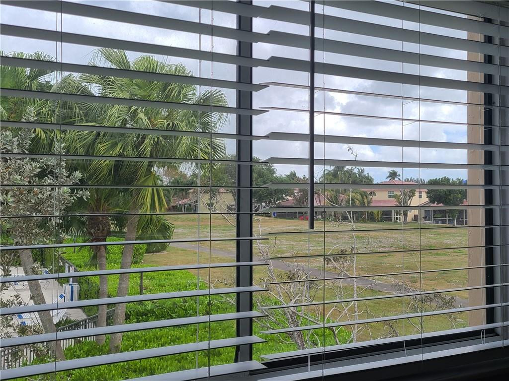 3470 N Pinewalk Dr 227