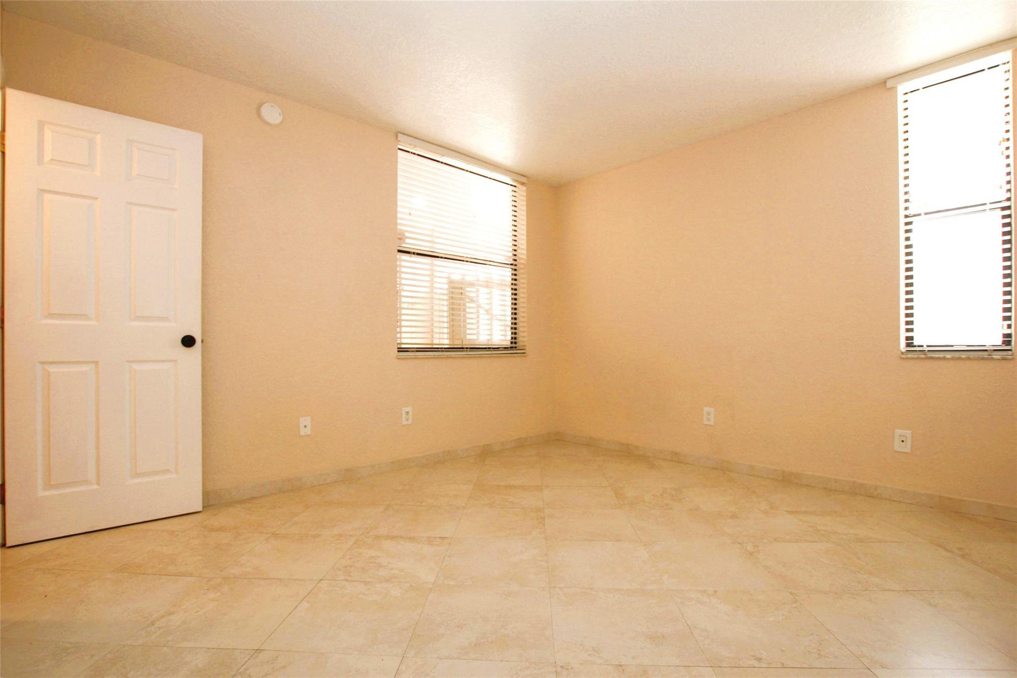 6800 Cypress Rd 507