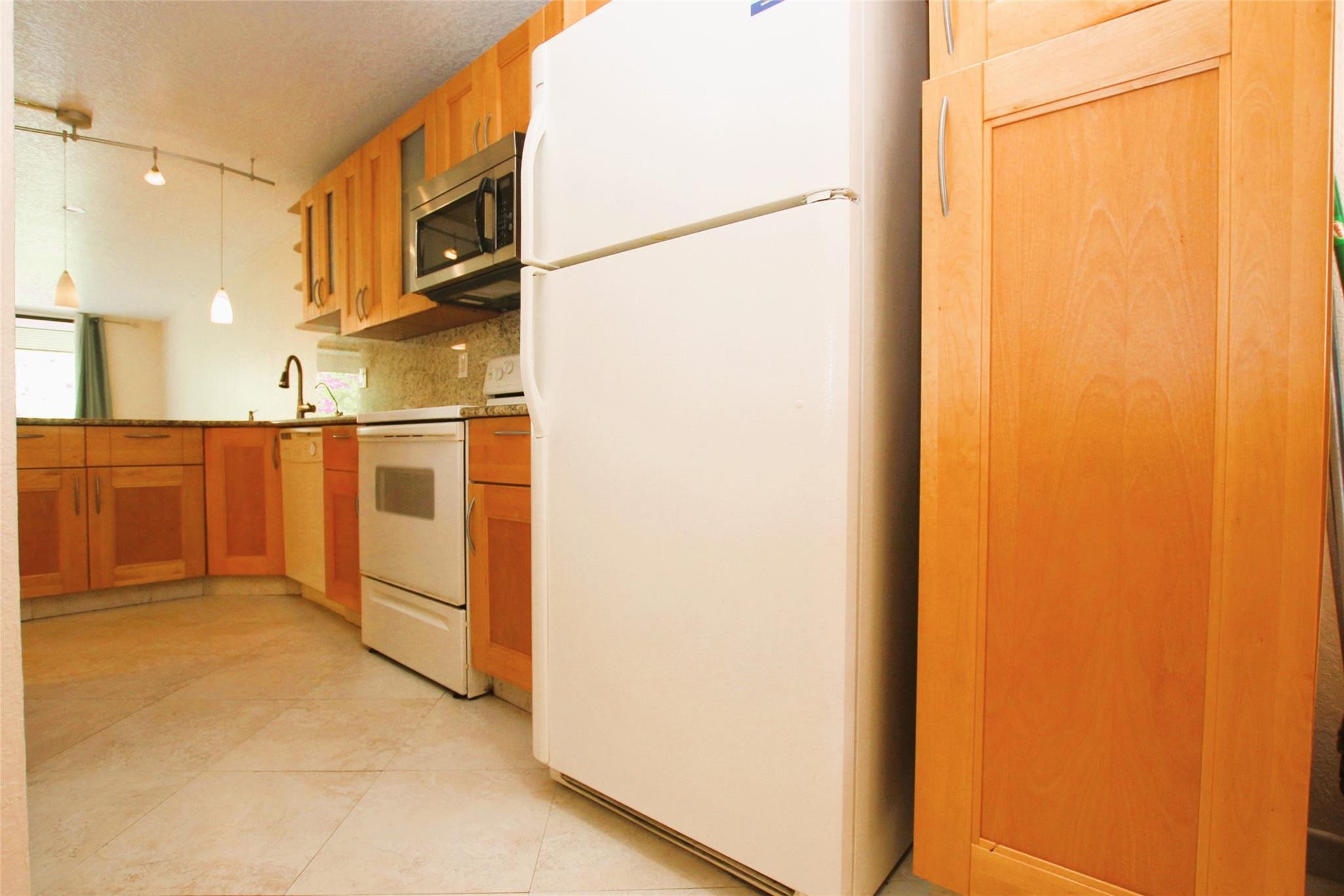 6800 Cypress Rd 507