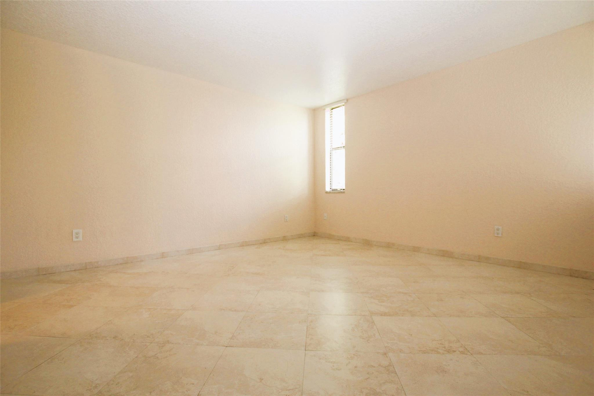 6800 Cypress Rd 507