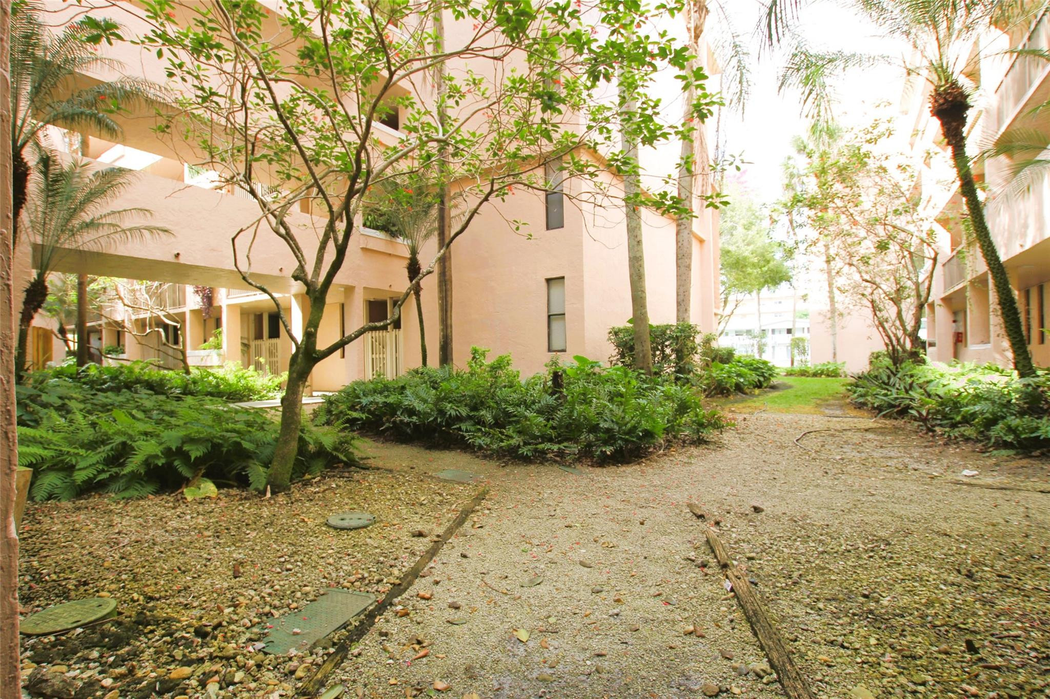 6800 Cypress Rd 507