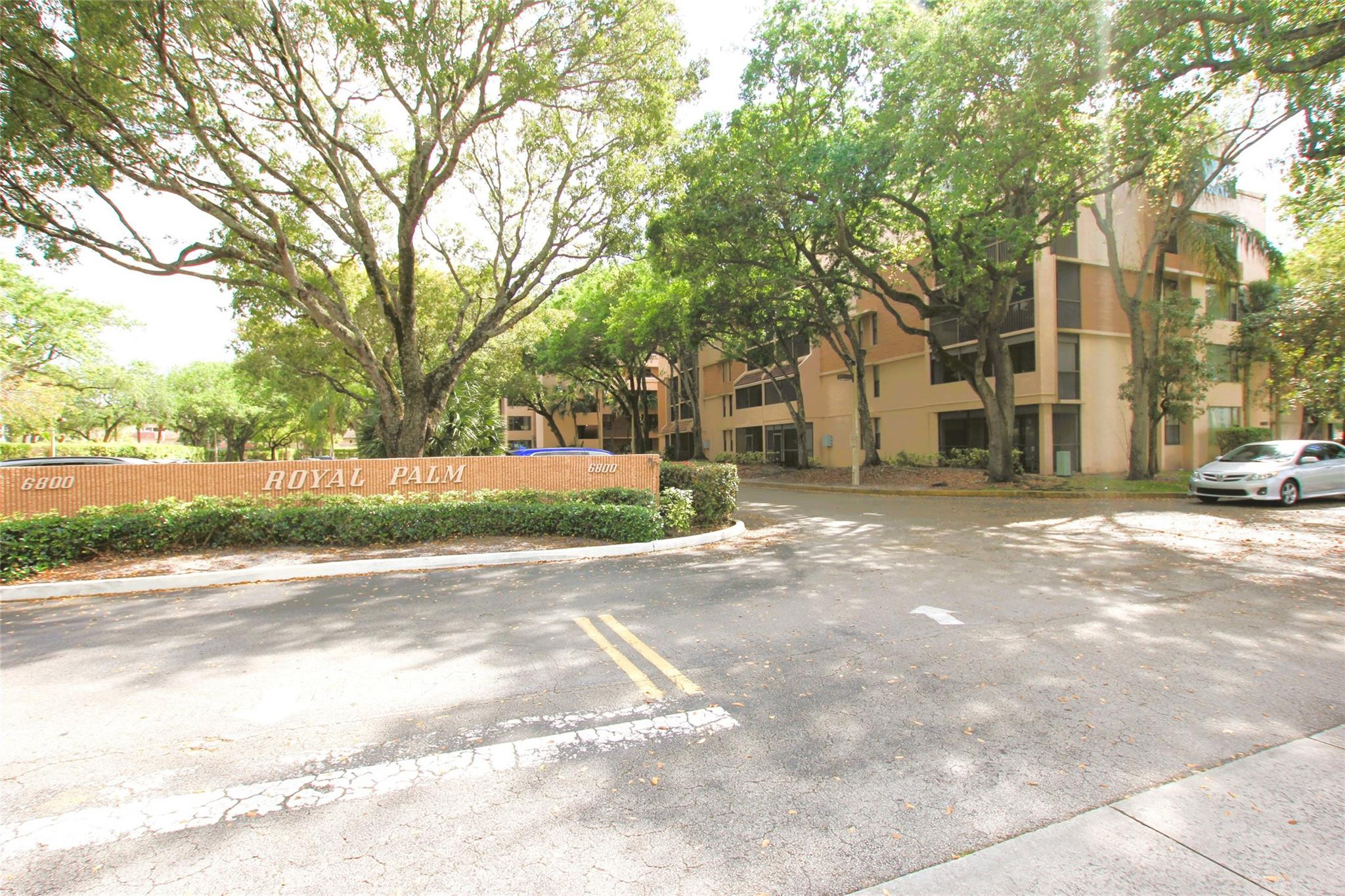 6800 Cypress Rd 507