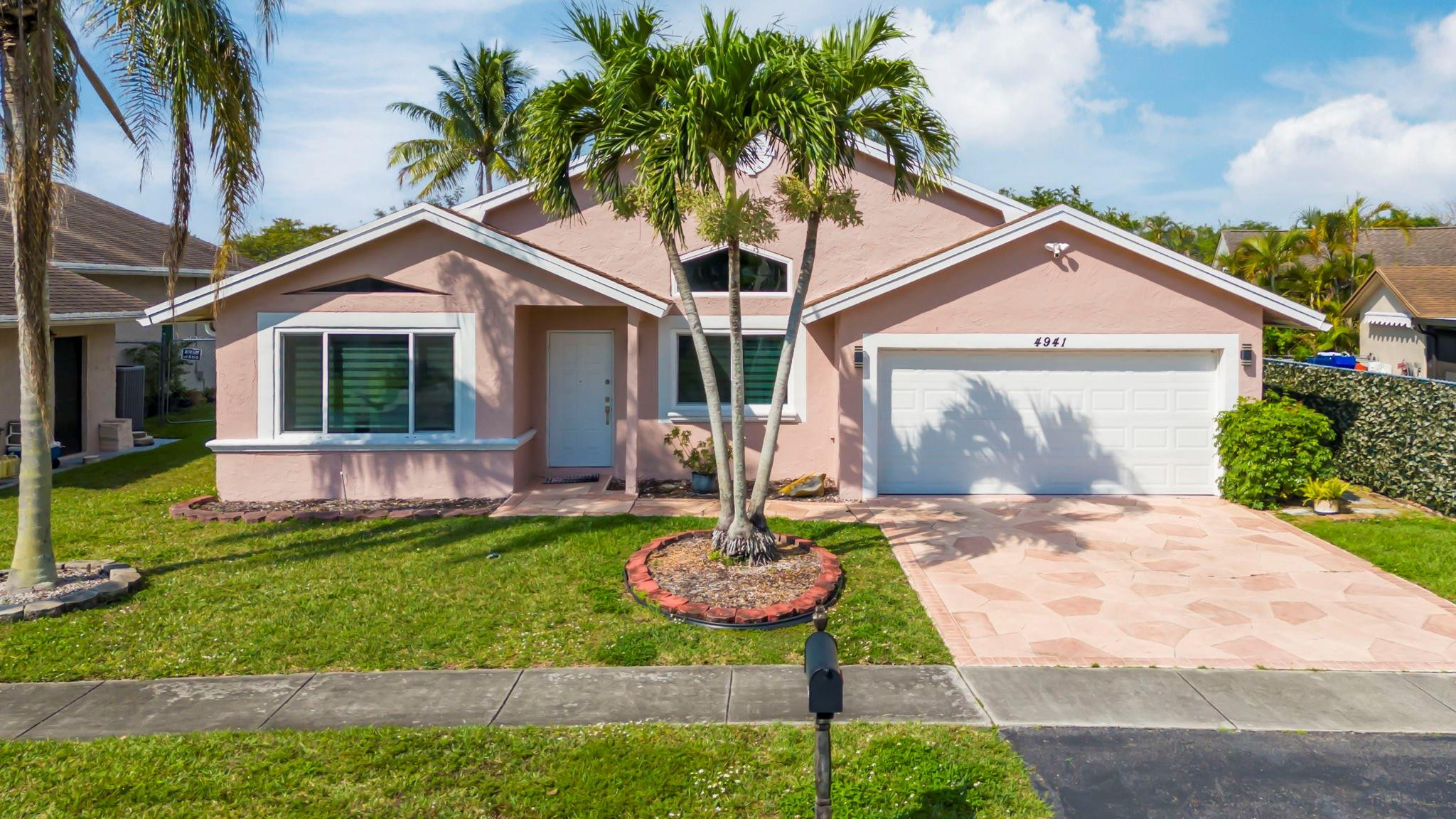 4941 NW 96TH TE