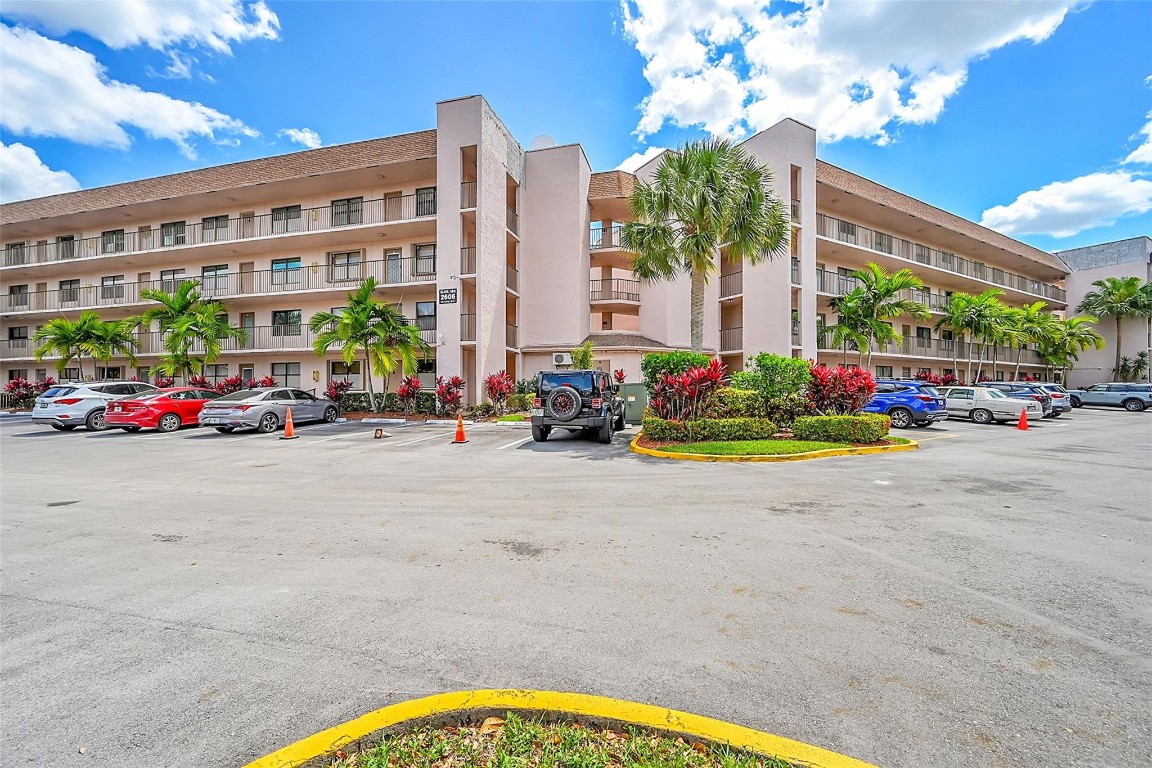 2606 NW 104th Ave 308