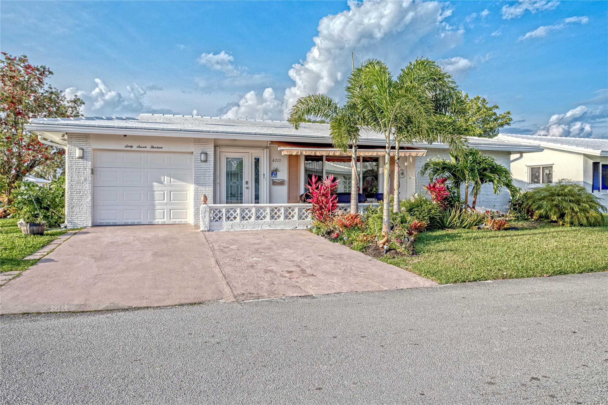 6713 NW 72nd St