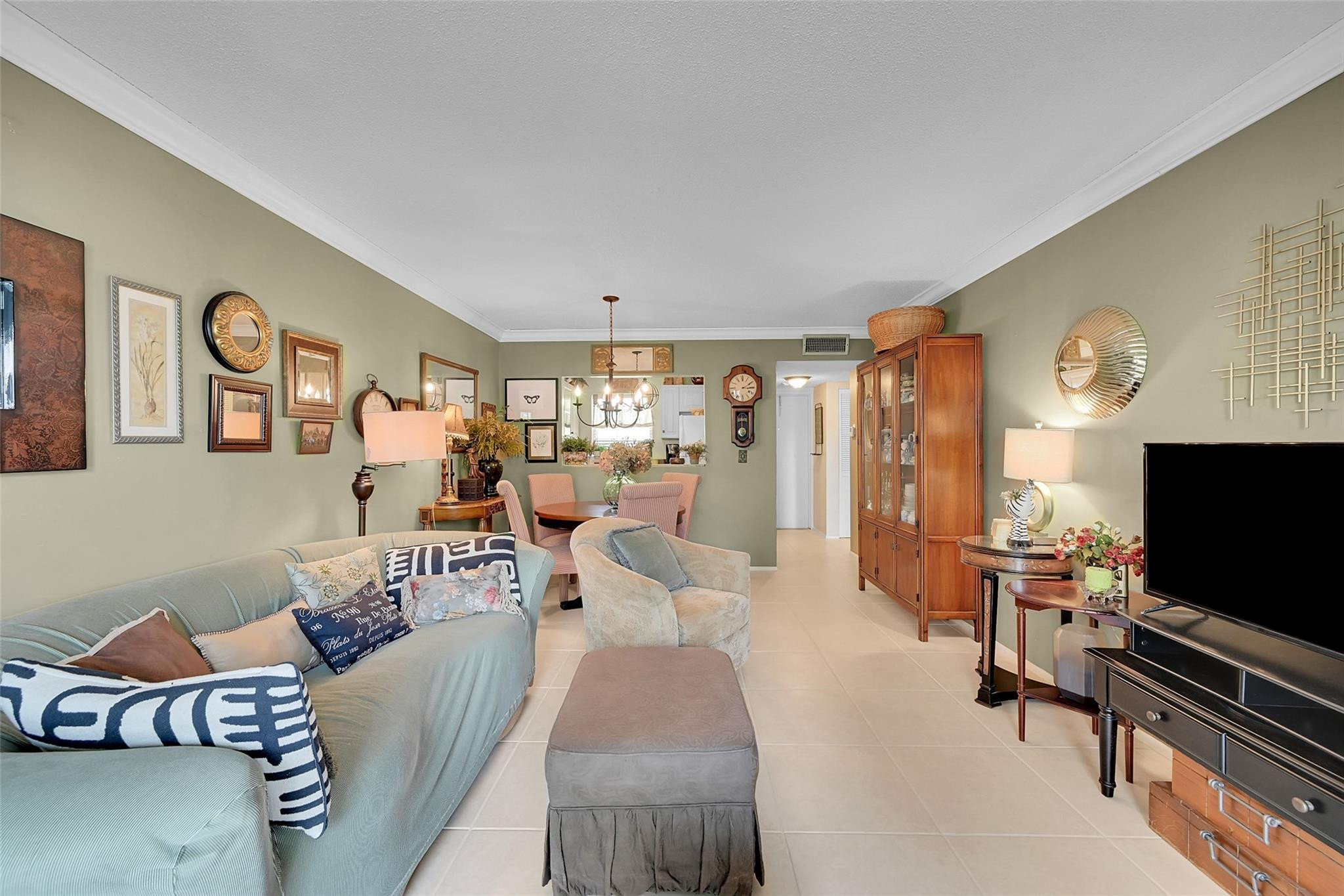 7502 NW 30th Pl 211