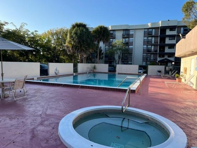 2771 RIVERSIDE DR 208