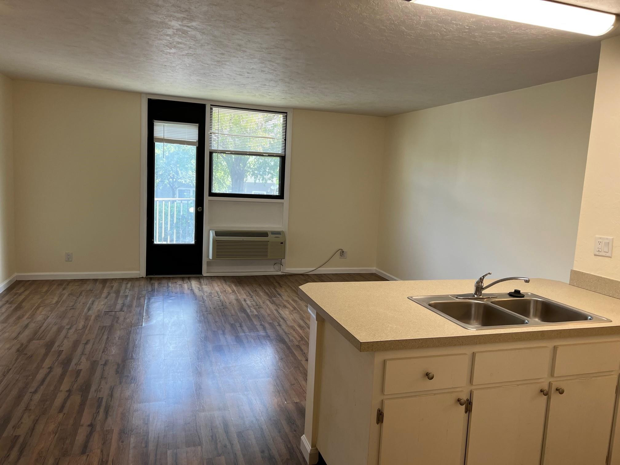 2771 RIVERSIDE DR 208