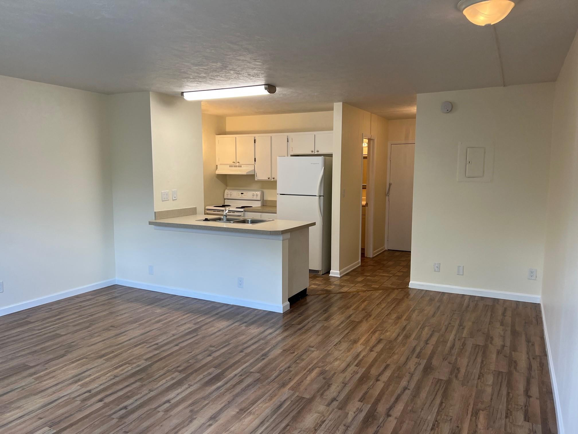 2771 RIVERSIDE DR 208