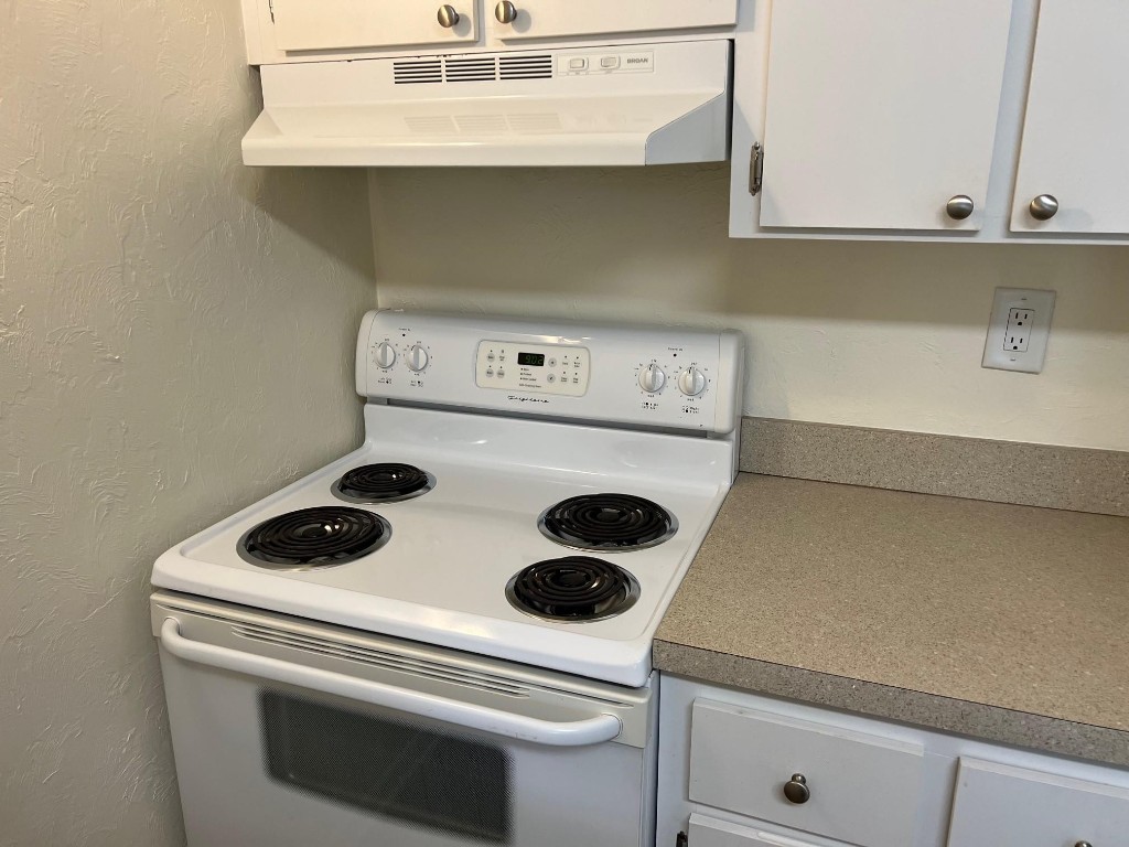 2771 RIVERSIDE DR 208