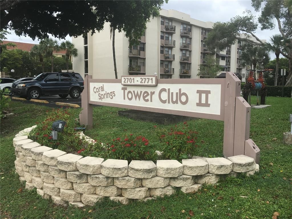 2771 RIVERSIDE DR 208