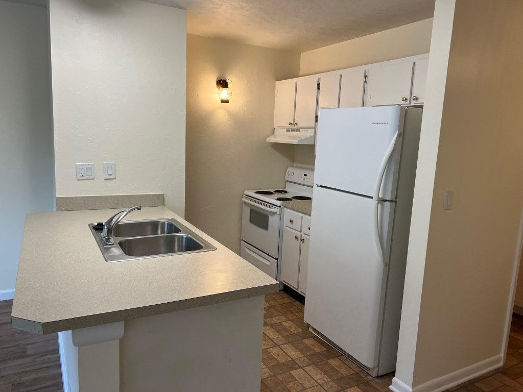 2771 RIVERSIDE DR 208