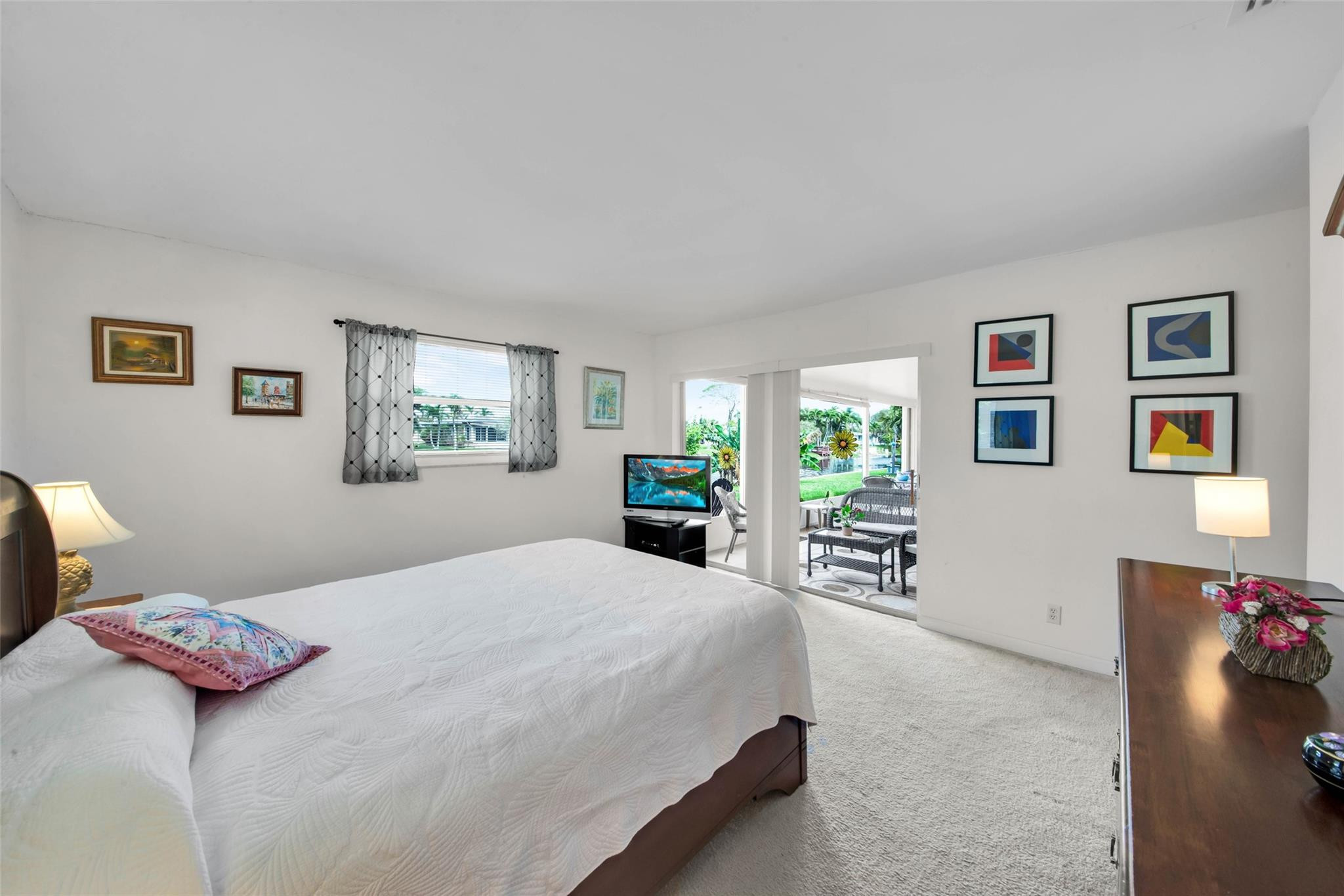 1605 NW 69th Ave