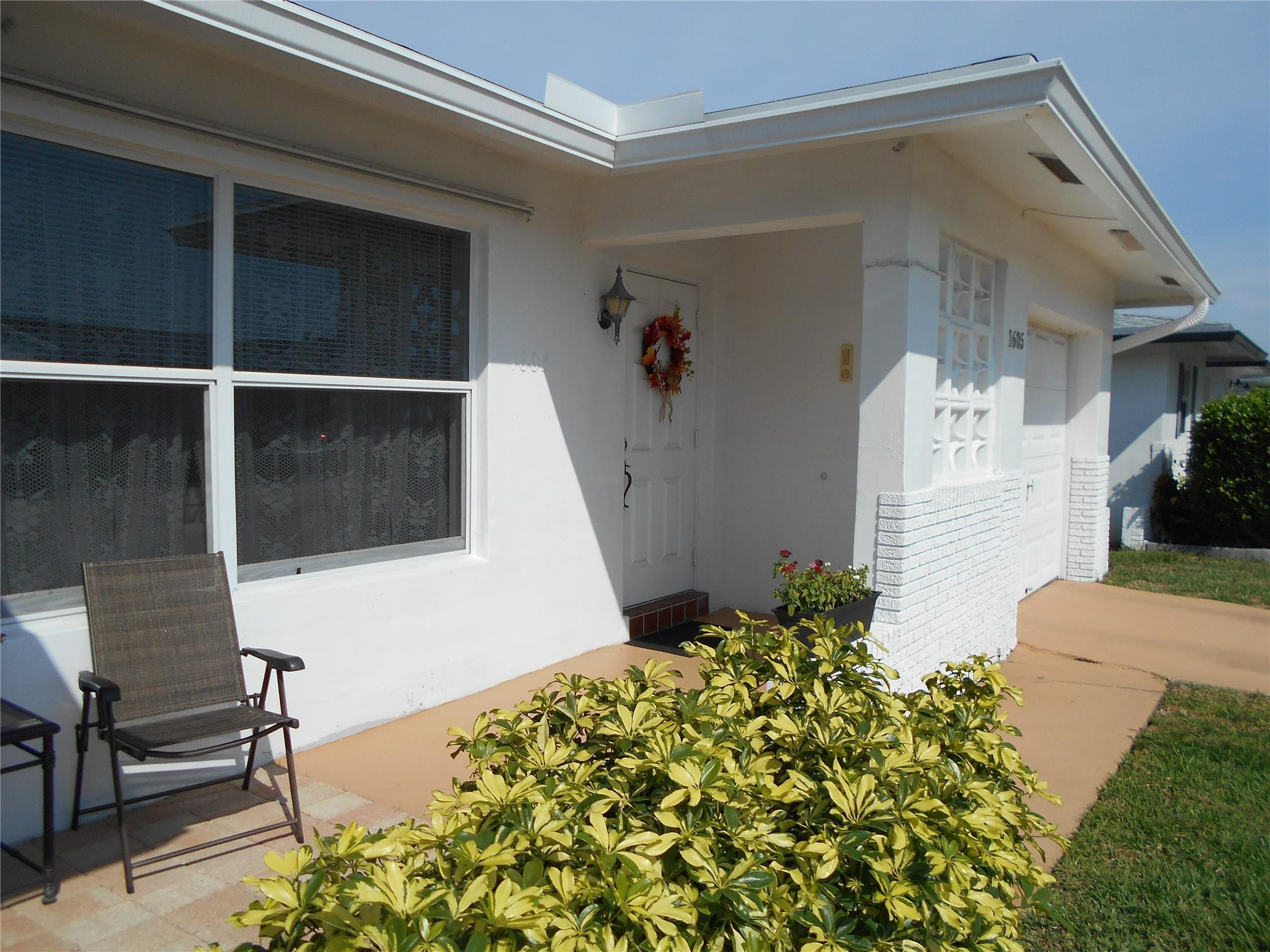 1605 NW 69th Ave