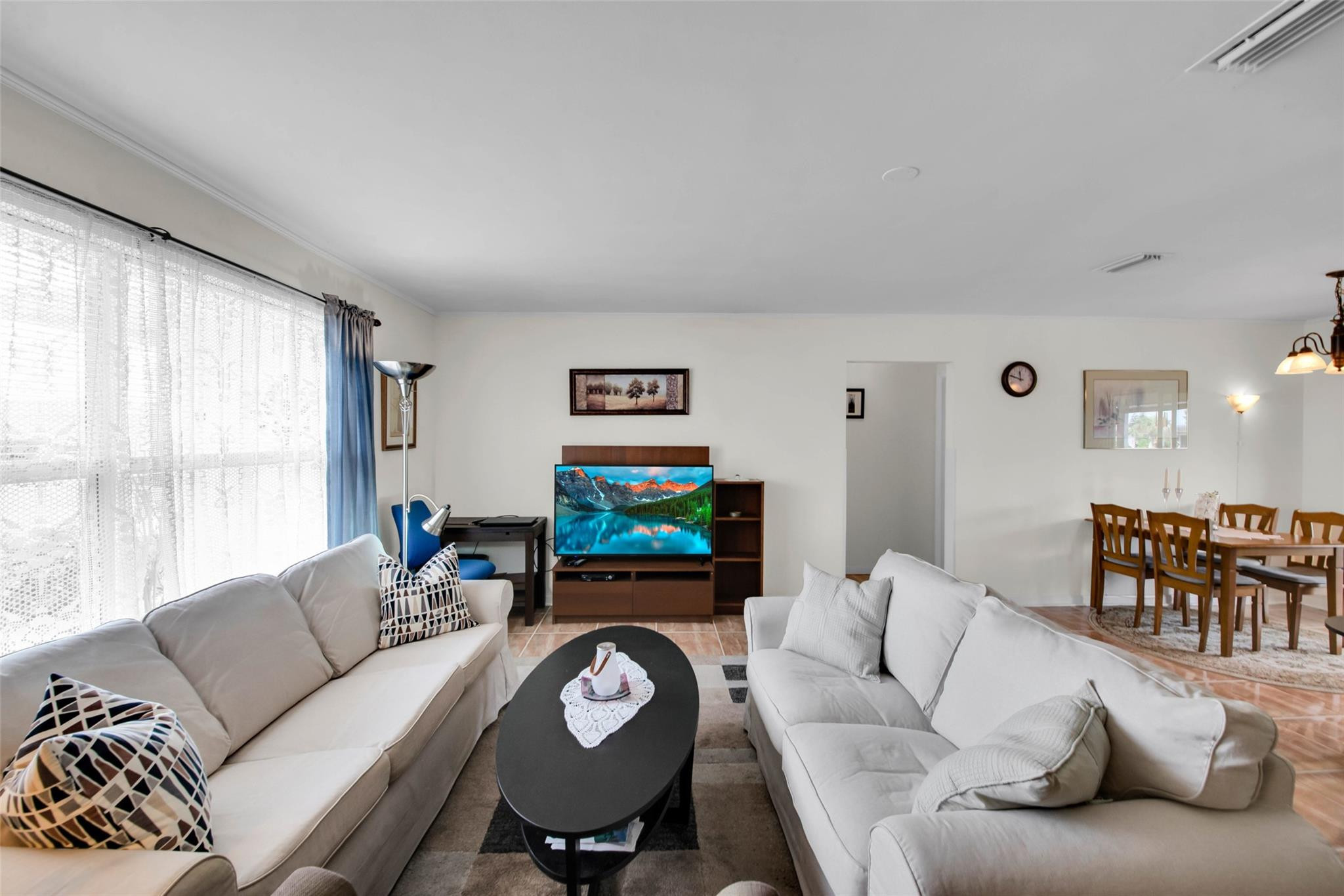 1605 NW 69th Ave