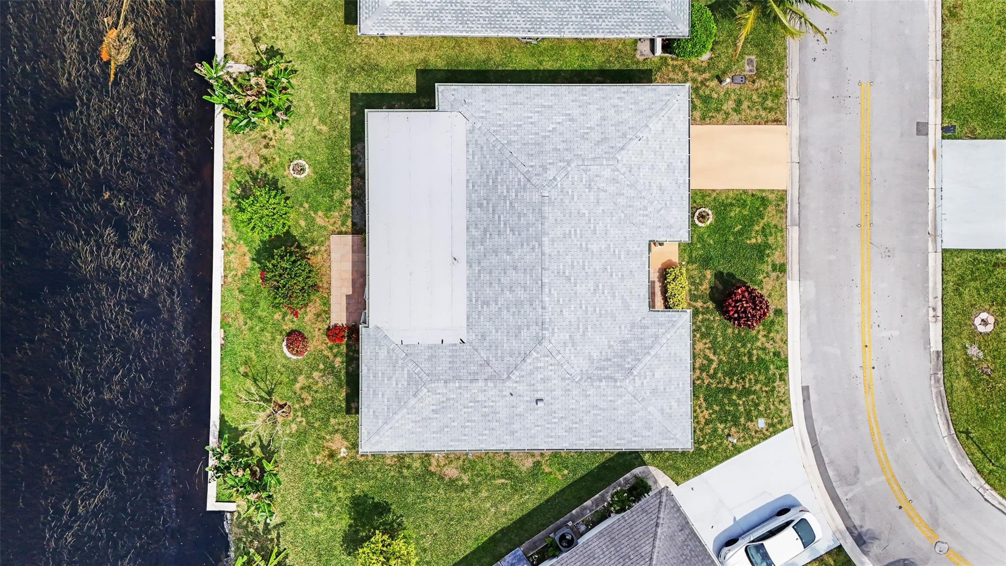 1605 NW 69th Ave