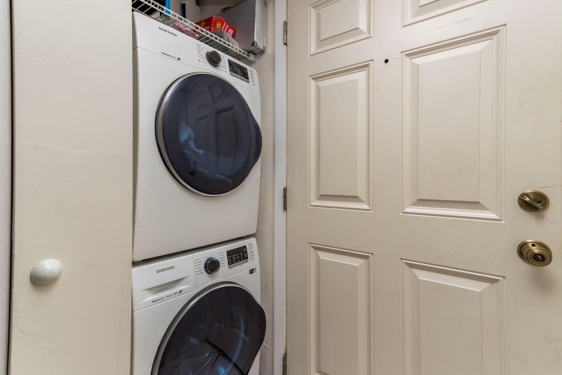 2106 S Cypress Bend Dr 206