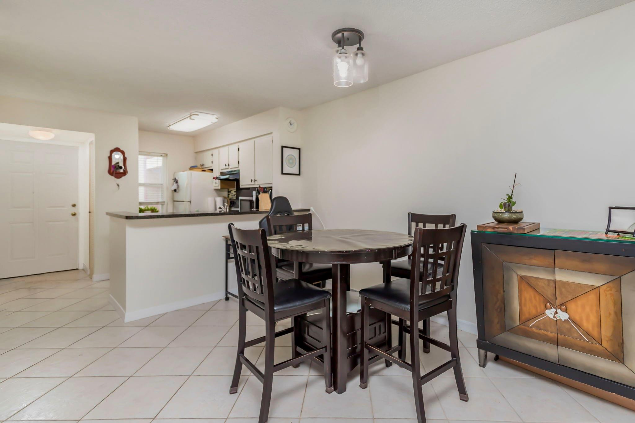 2106 S Cypress Bend Dr 206