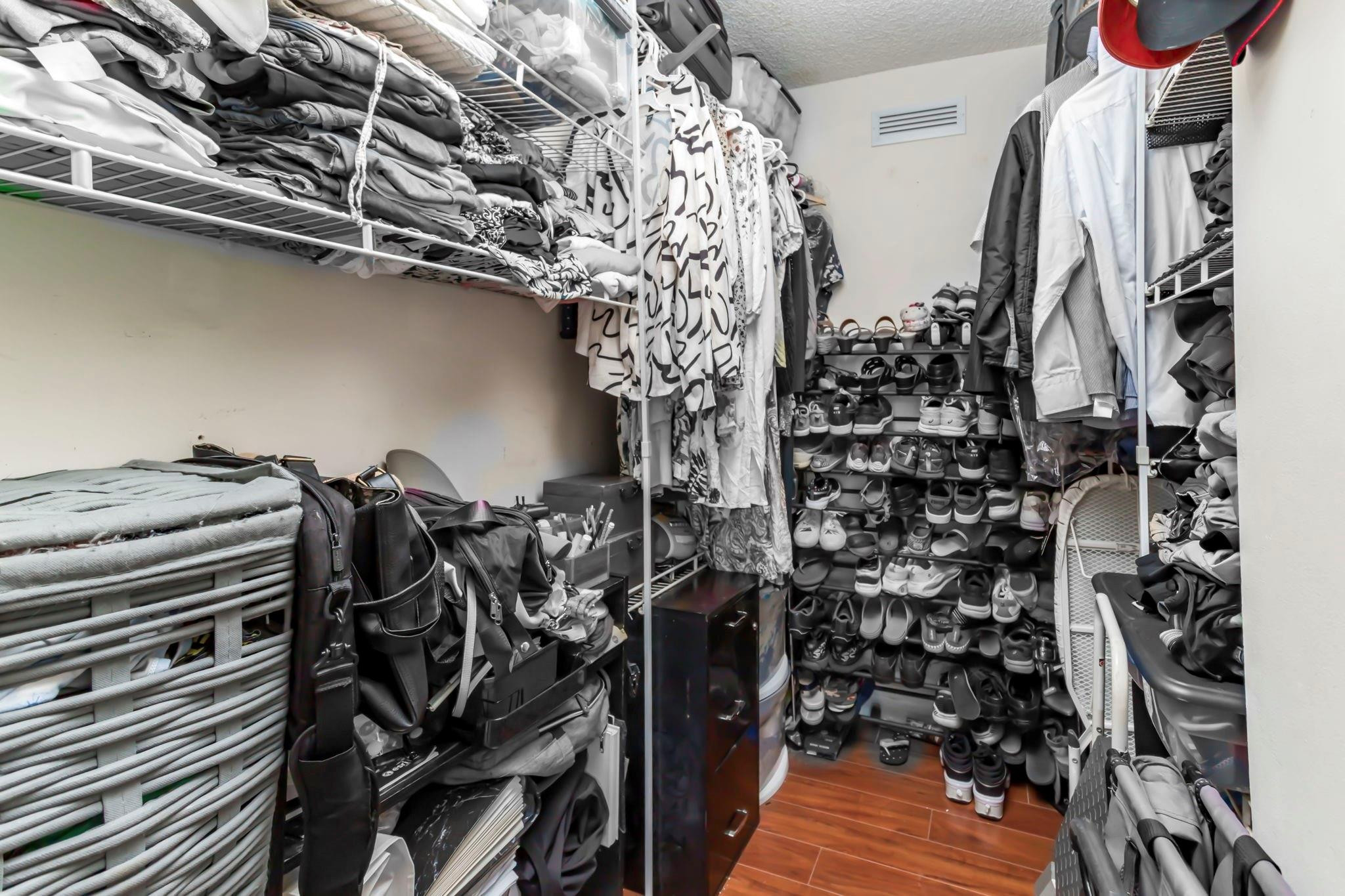 2106 S Cypress Bend Dr 206