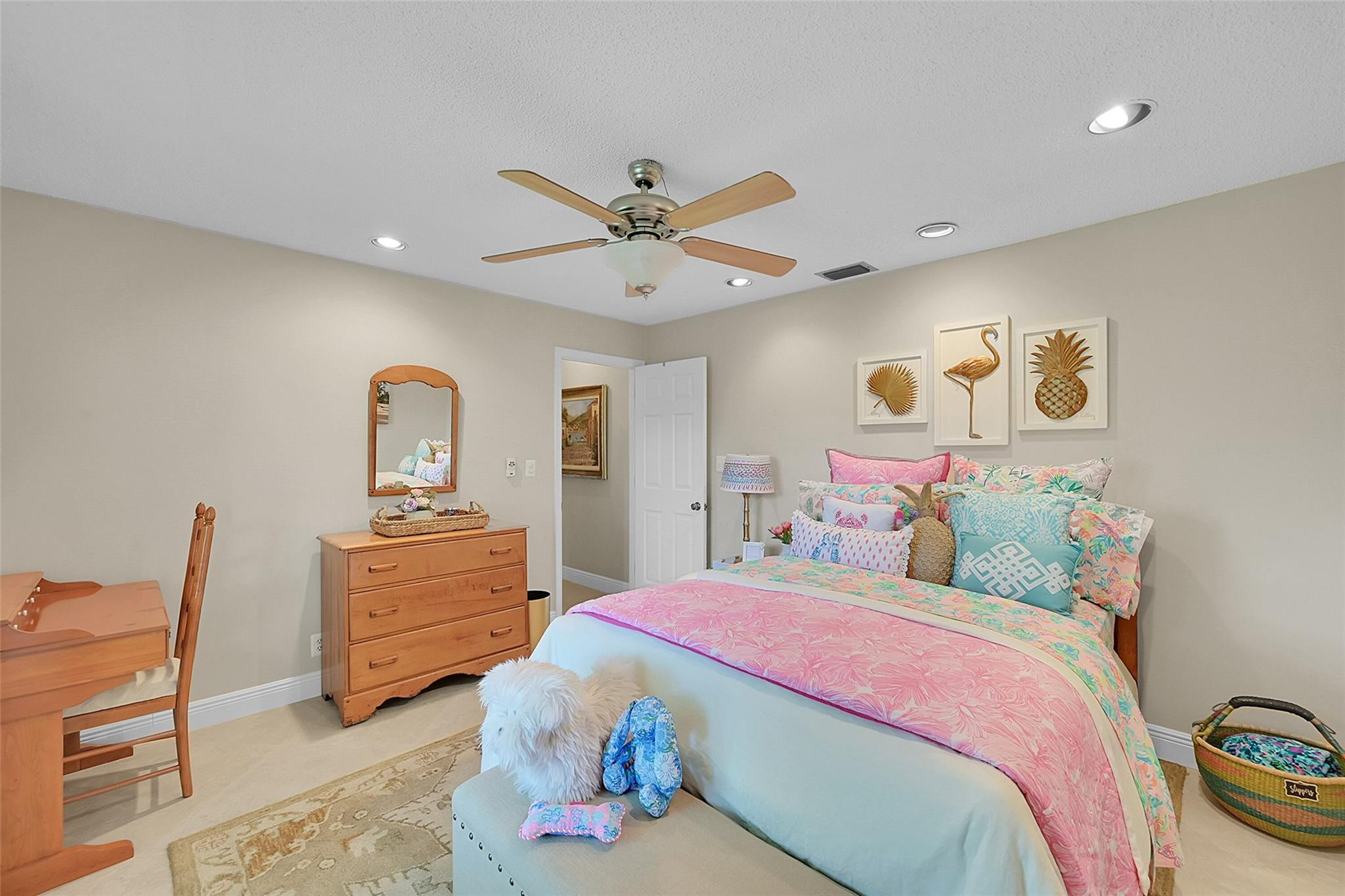11100 NW 33rd St