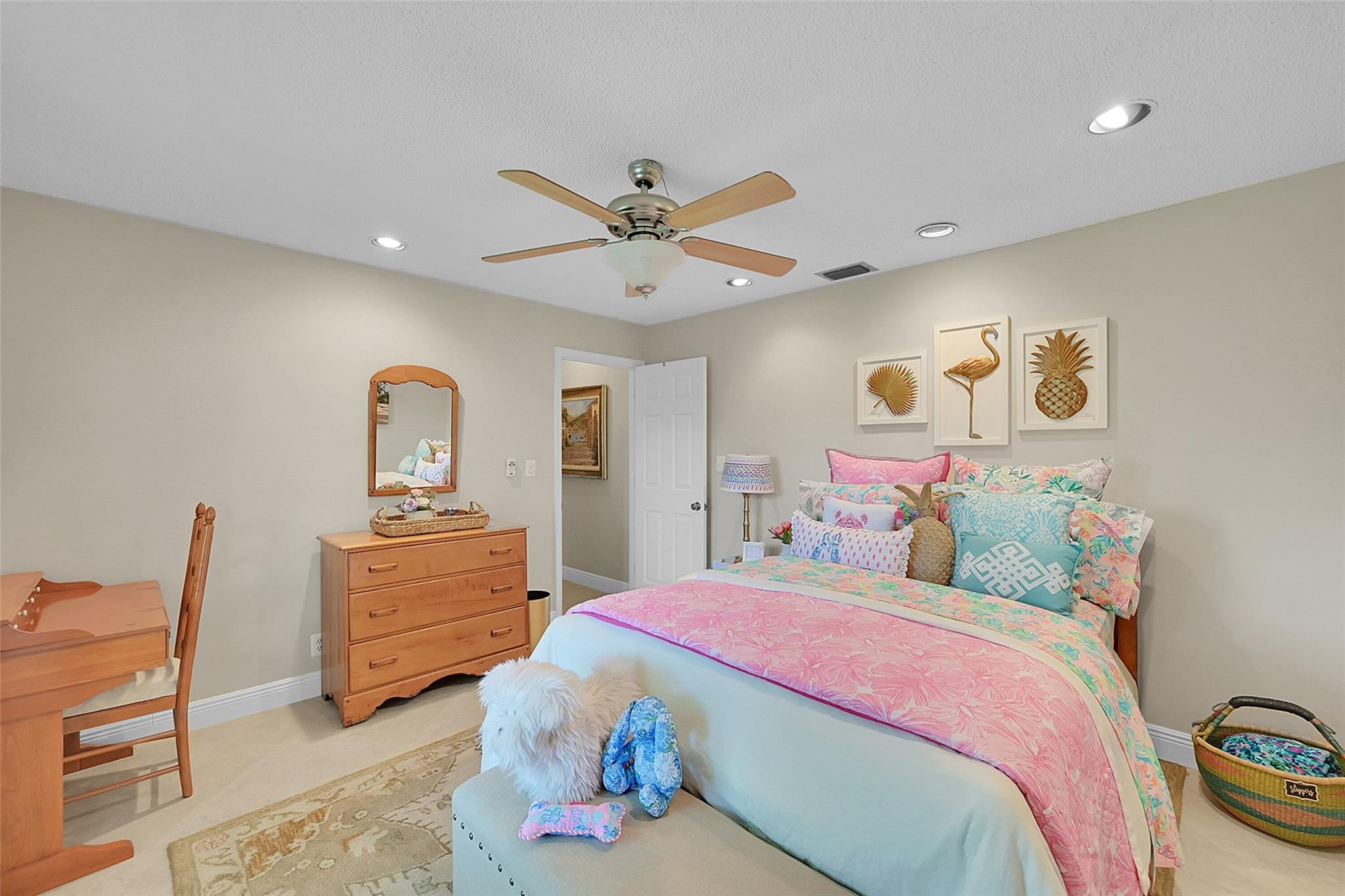 11100 NW 33rd St