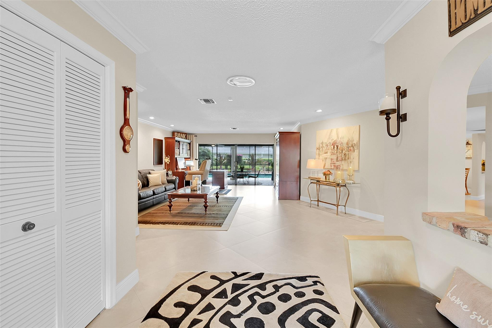 11100 NW 33rd St