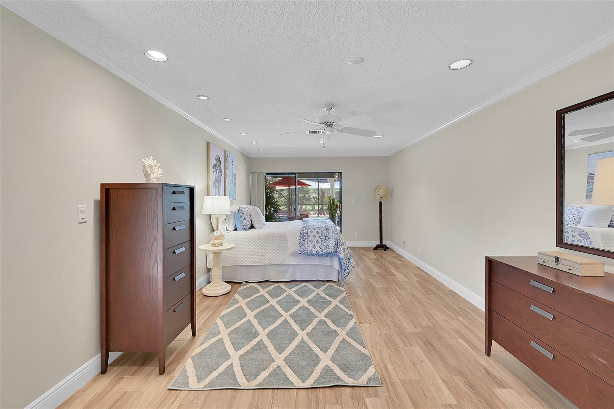 11100 NW 33rd St