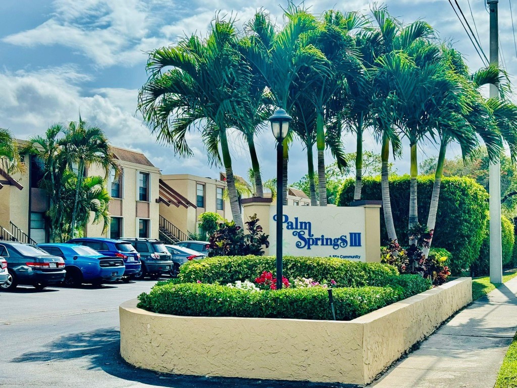 7410 NW 18th St 102