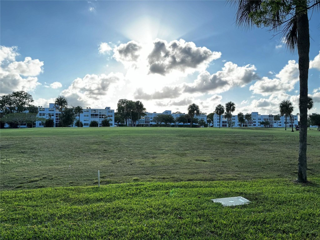 7410 NW 18th St 102
