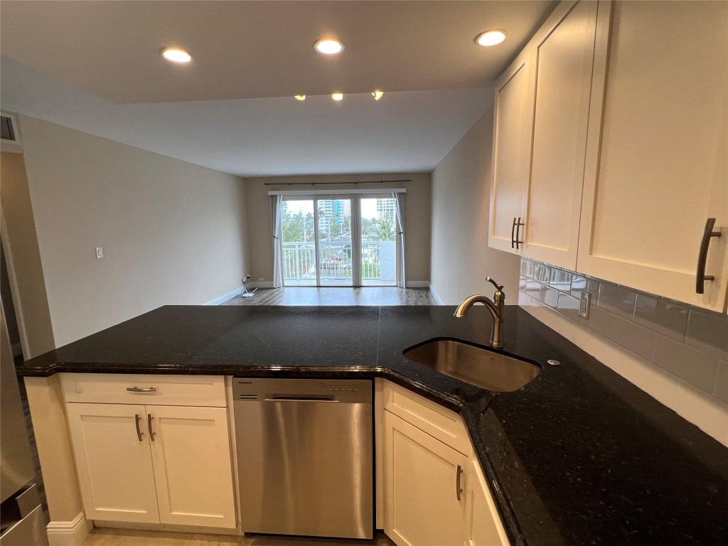 550 Bayshore Dr 502