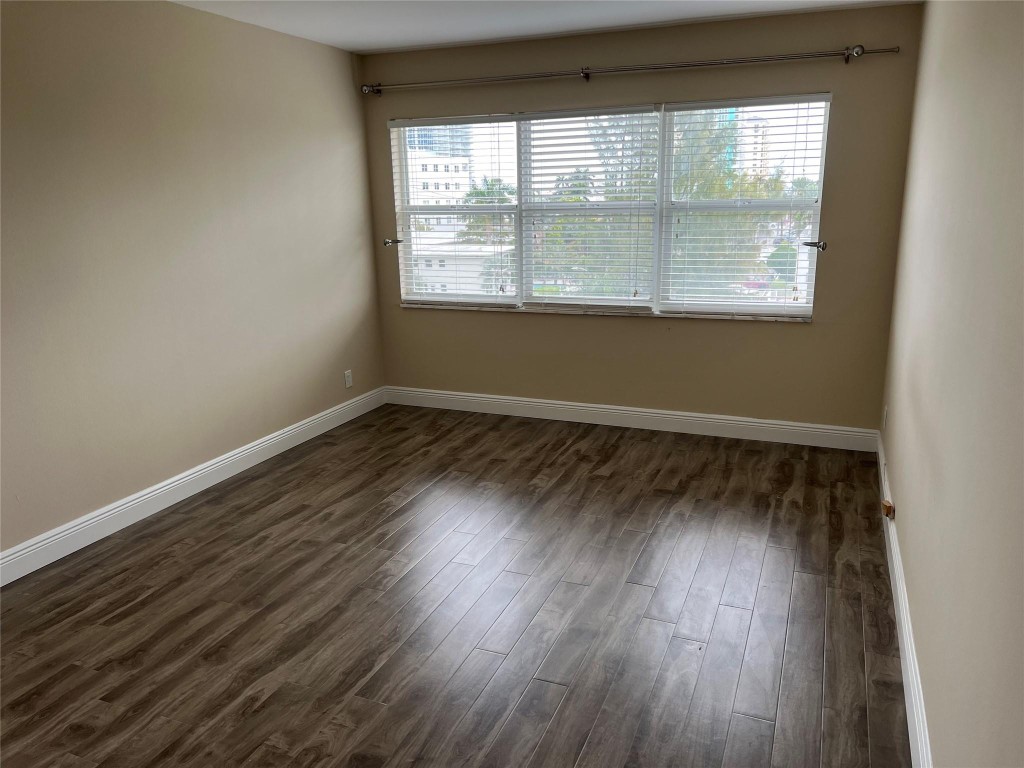 550 Bayshore Dr 502