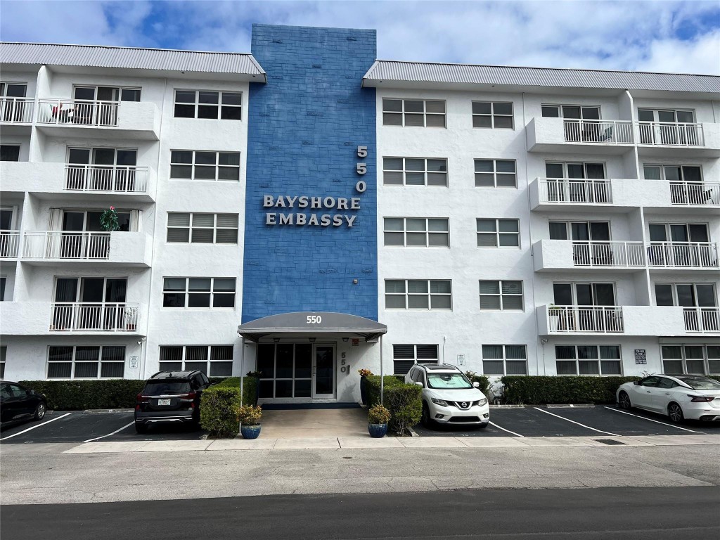550 Bayshore Dr 502