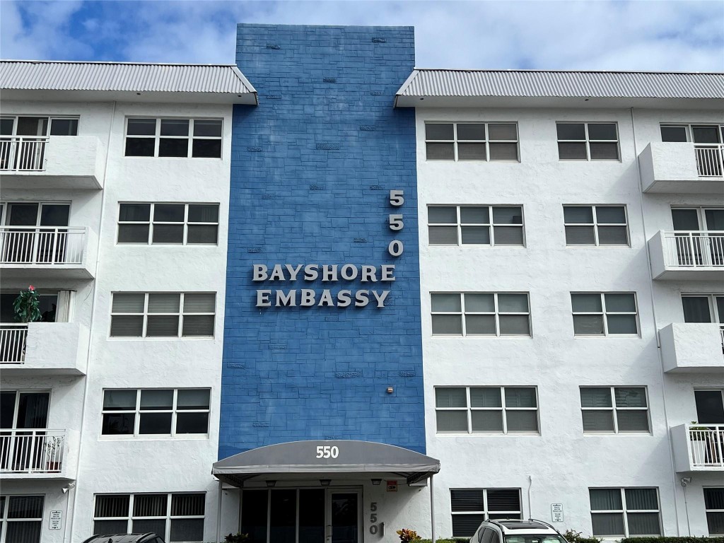 550 Bayshore Dr 502