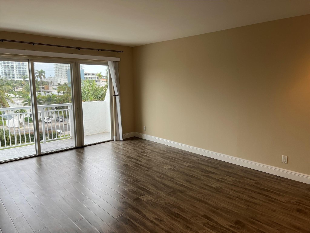 550 Bayshore Dr 502