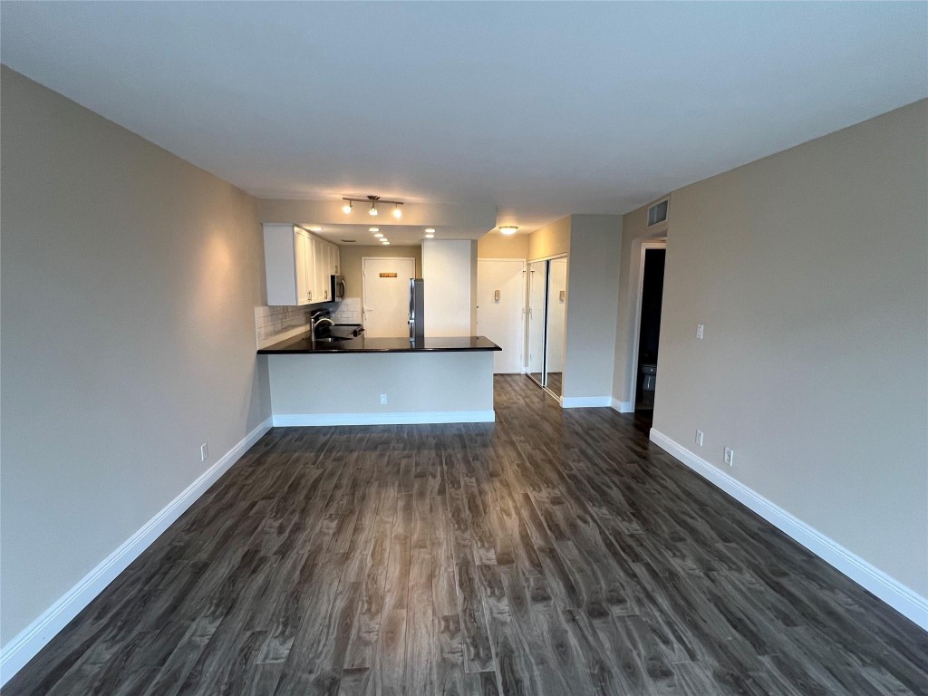 550 Bayshore Dr 502