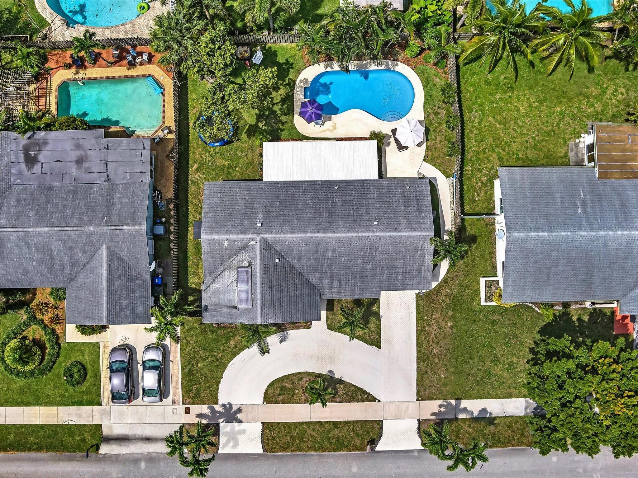 6815 NW 27th Ave
