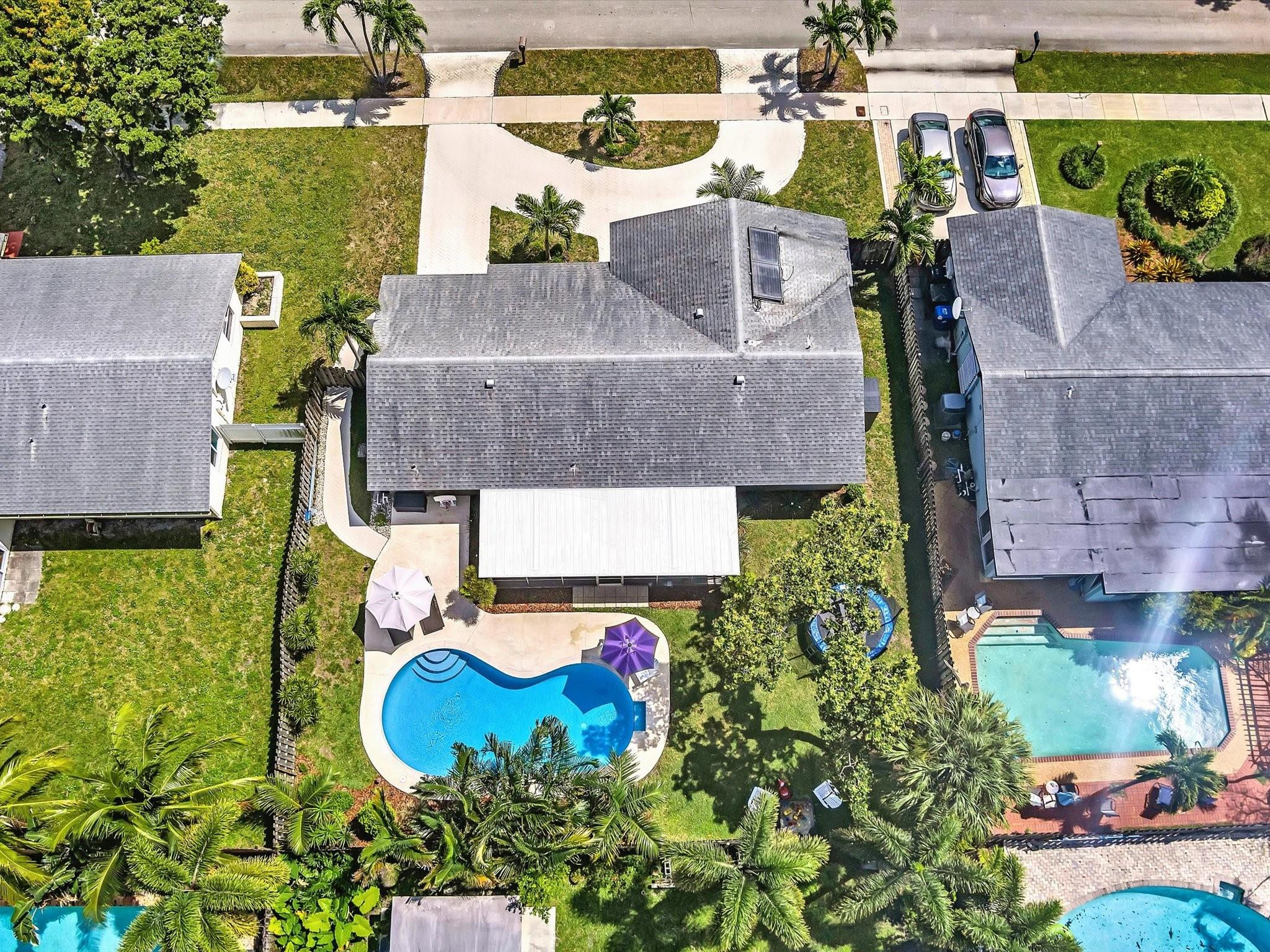 6815 NW 27th Ave