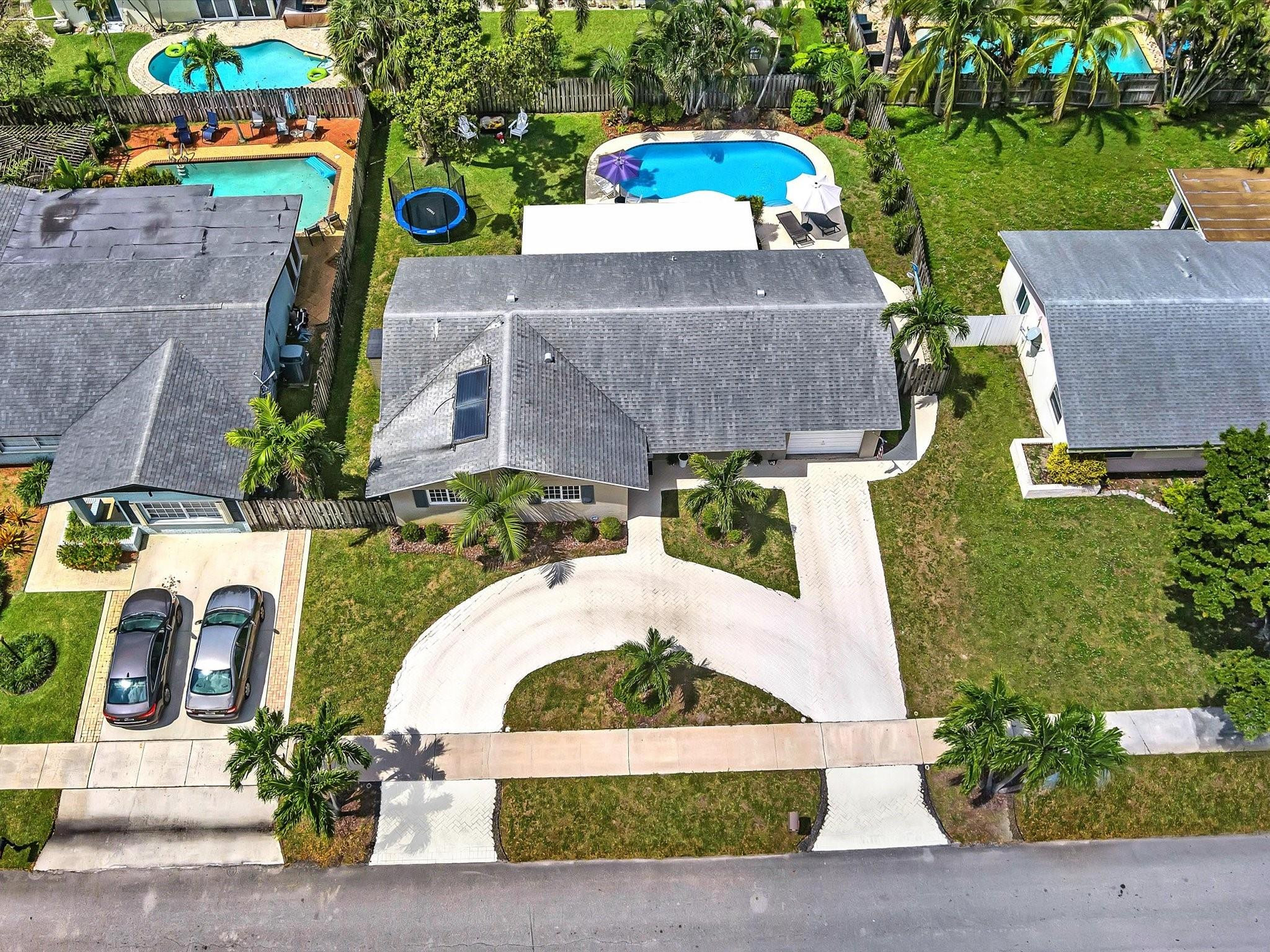 6815 NW 27th Ave