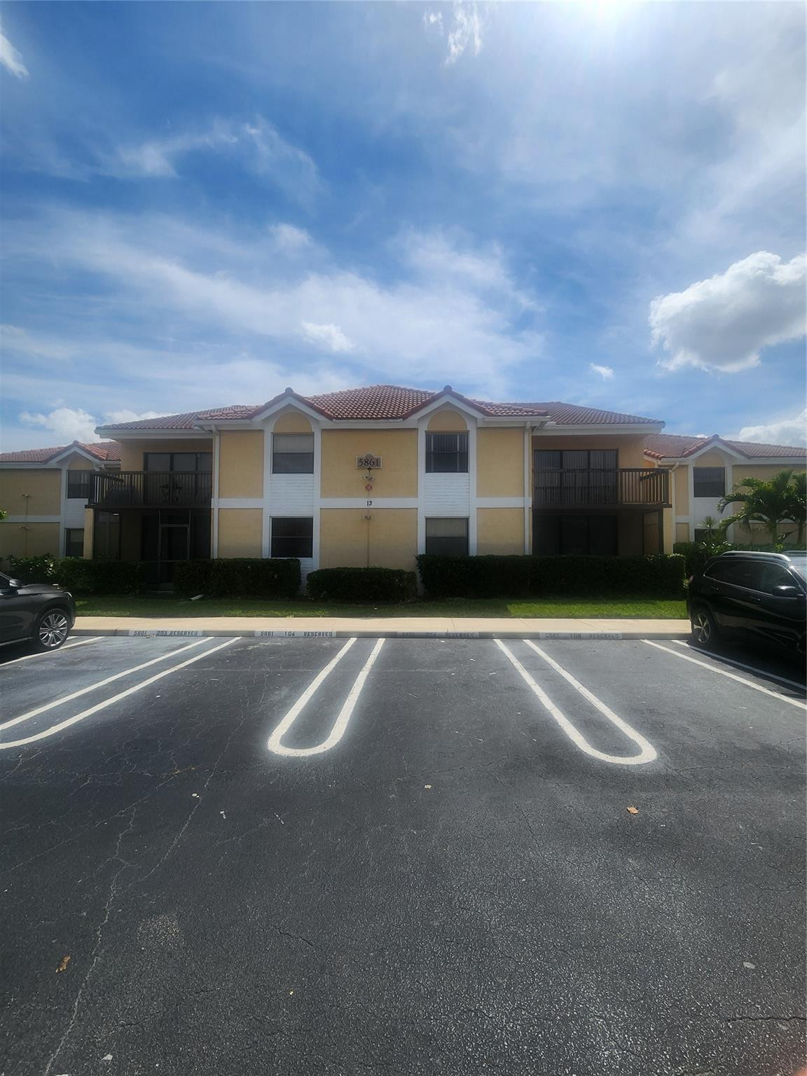 5861 Riverside Dr 102A2