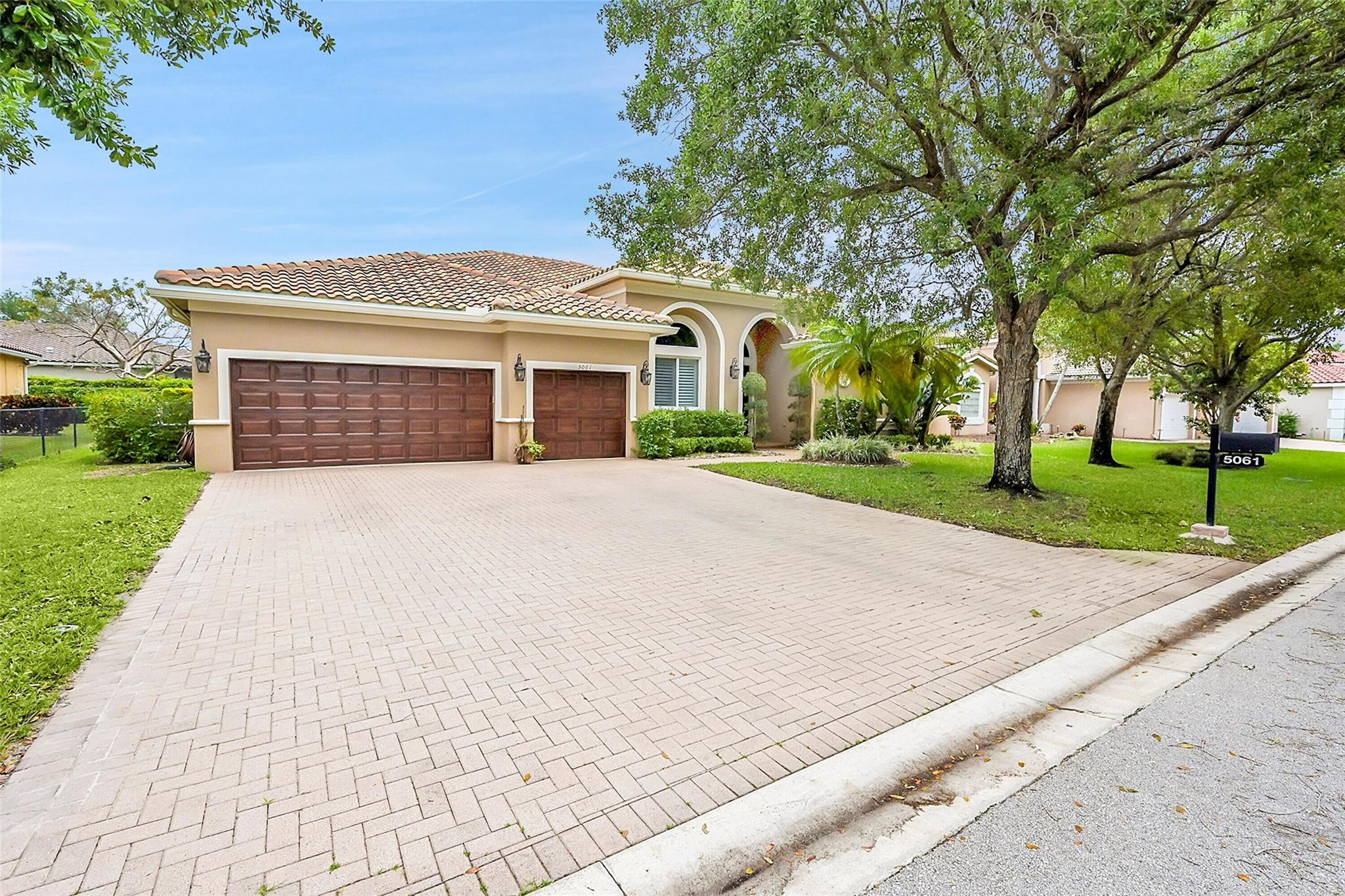 5061 NW 112th Dr