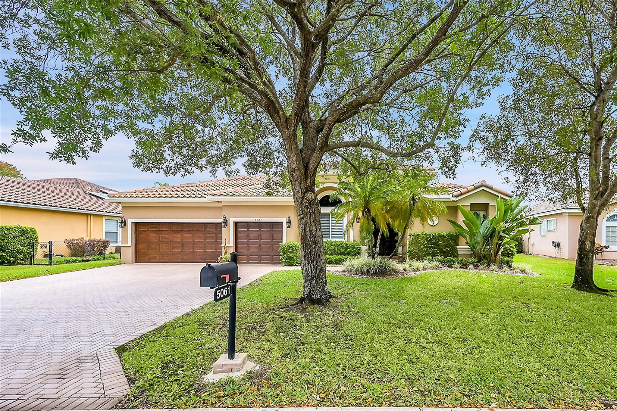 5061 NW 112th Dr