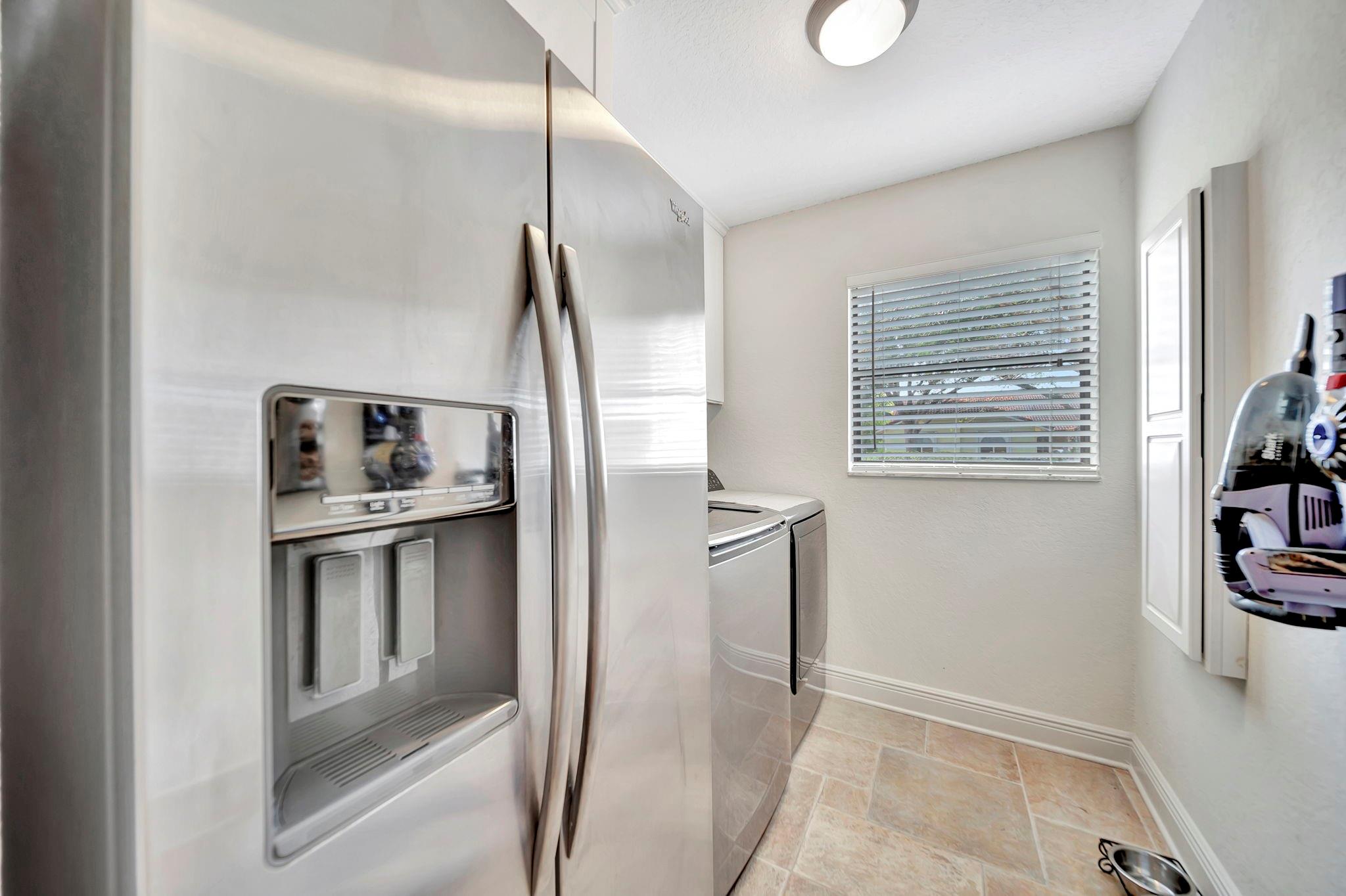 5217 NW 85th Ter