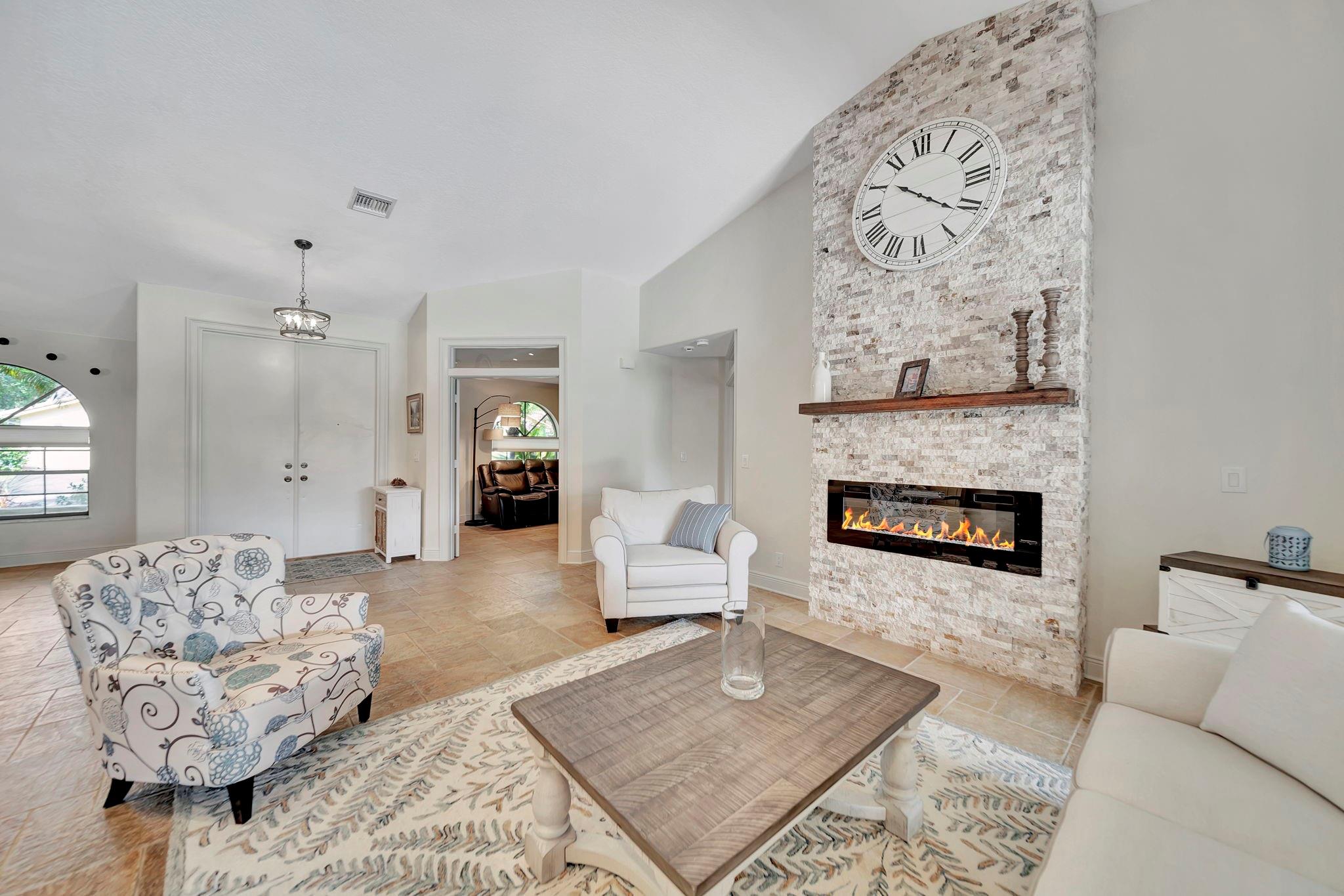 5217 NW 85th Ter