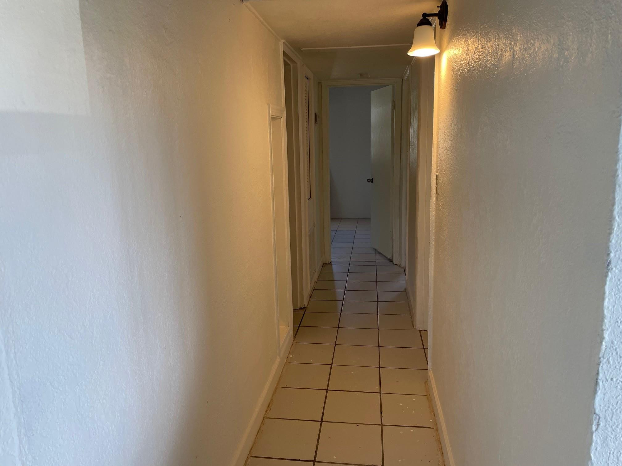 1713 NW 15th St